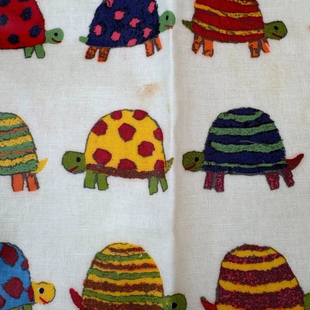 Kids Apron Waterproof Unisex Adjustable Neck Strap Turtles Pockets Cotton w/ PVC